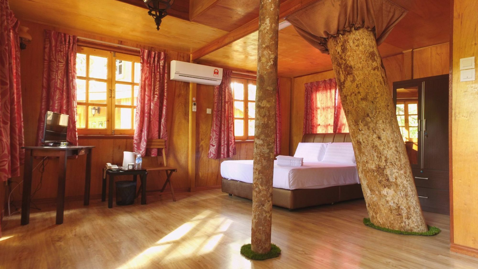 فندق Borneo Tree House كوتا كينابالو المظهر الخارجي الصورة